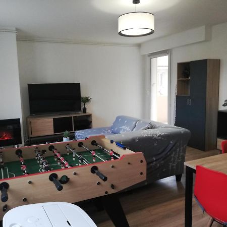 Grand T3 Avec Clim, Parking Et Terrasse Privative - Agen Apartment Ngoại thất bức ảnh