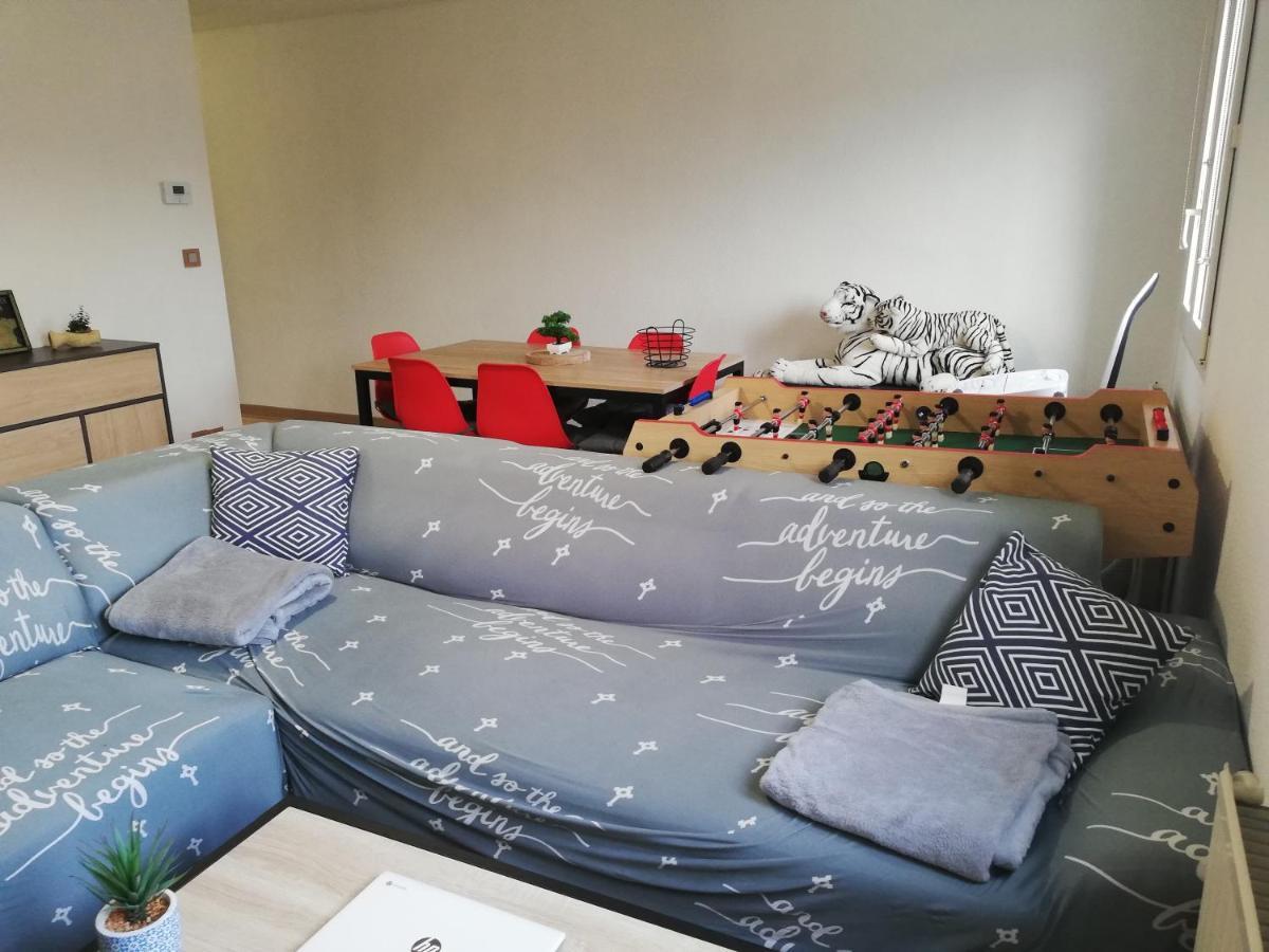 Grand T3 Avec Clim, Parking Et Terrasse Privative - Agen Apartment Ngoại thất bức ảnh