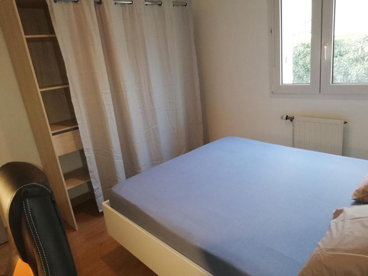 Grand T3 Avec Clim, Parking Et Terrasse Privative - Agen Apartment Ngoại thất bức ảnh